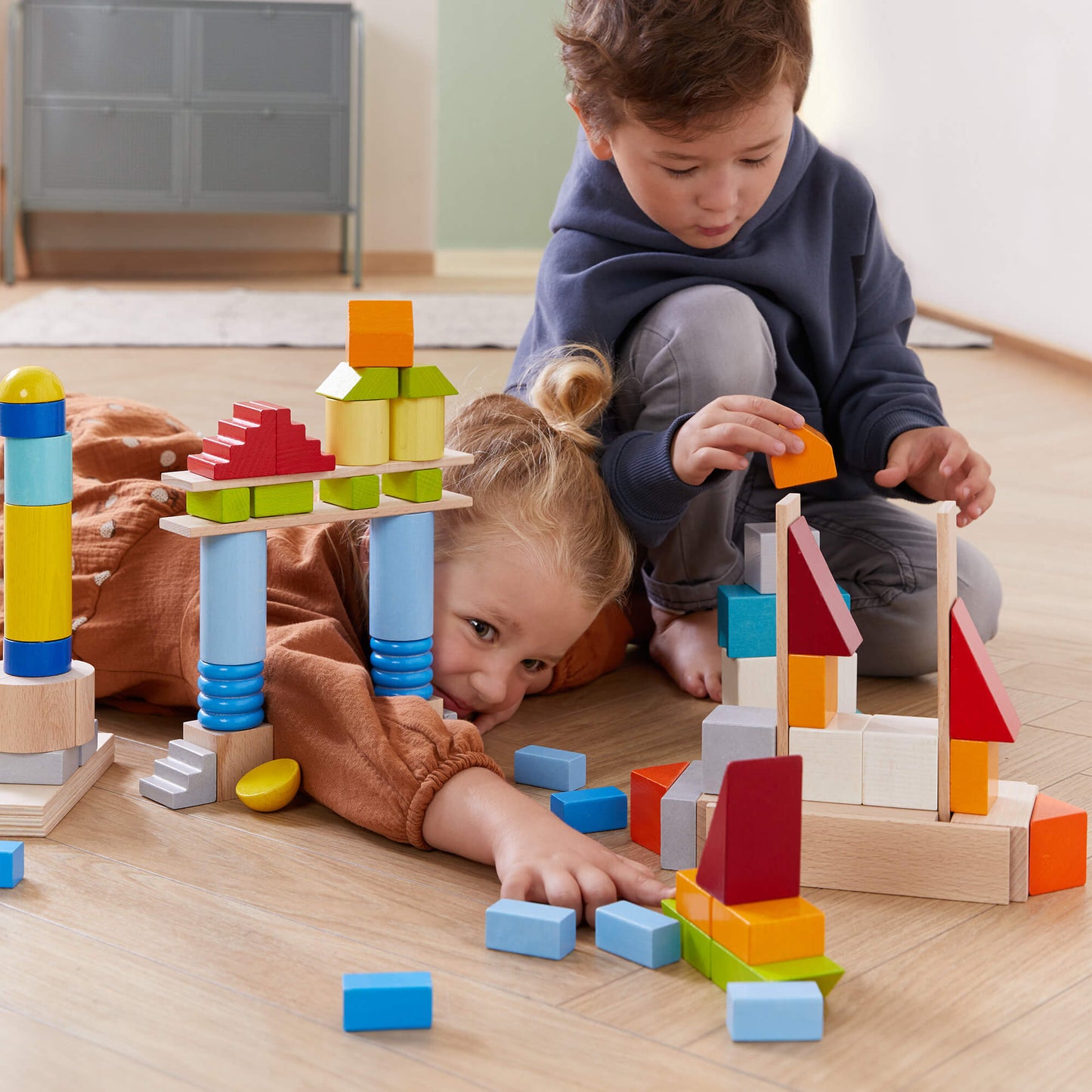 Colored Wooden Building Blocks - 85 Piece Set - ABCmouse