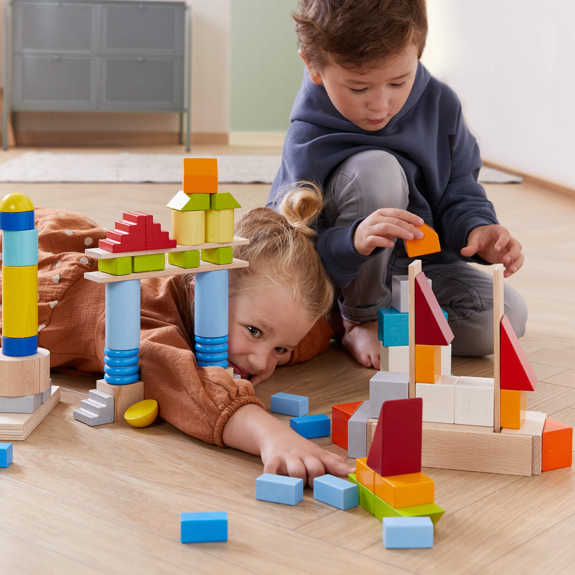 Colored Wooden Building Blocks - 85 Piece Set - ABCmouse