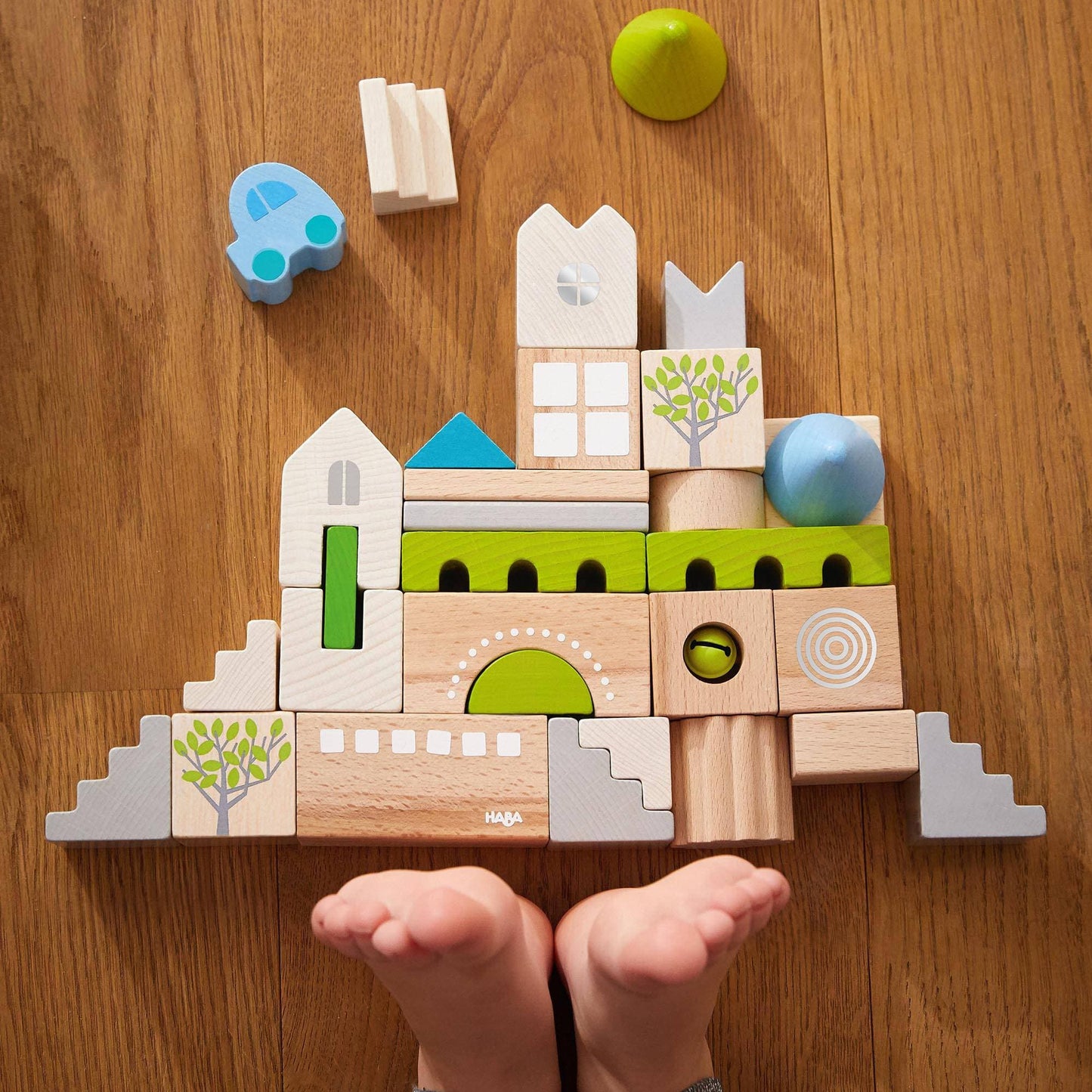 Coburg 28 Piece Wooden Building Blocks - ABCmouse