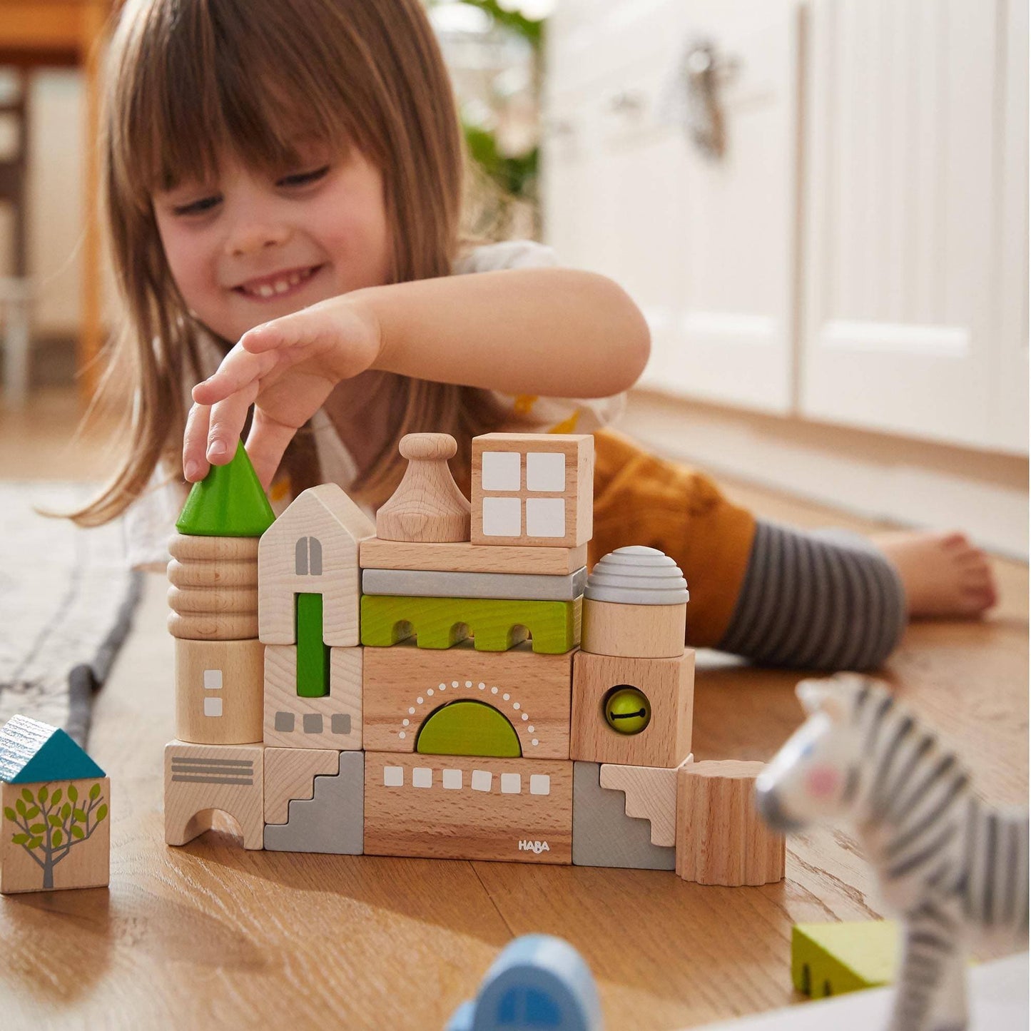 Coburg 28 Piece Wooden Building Blocks - ABCmouse