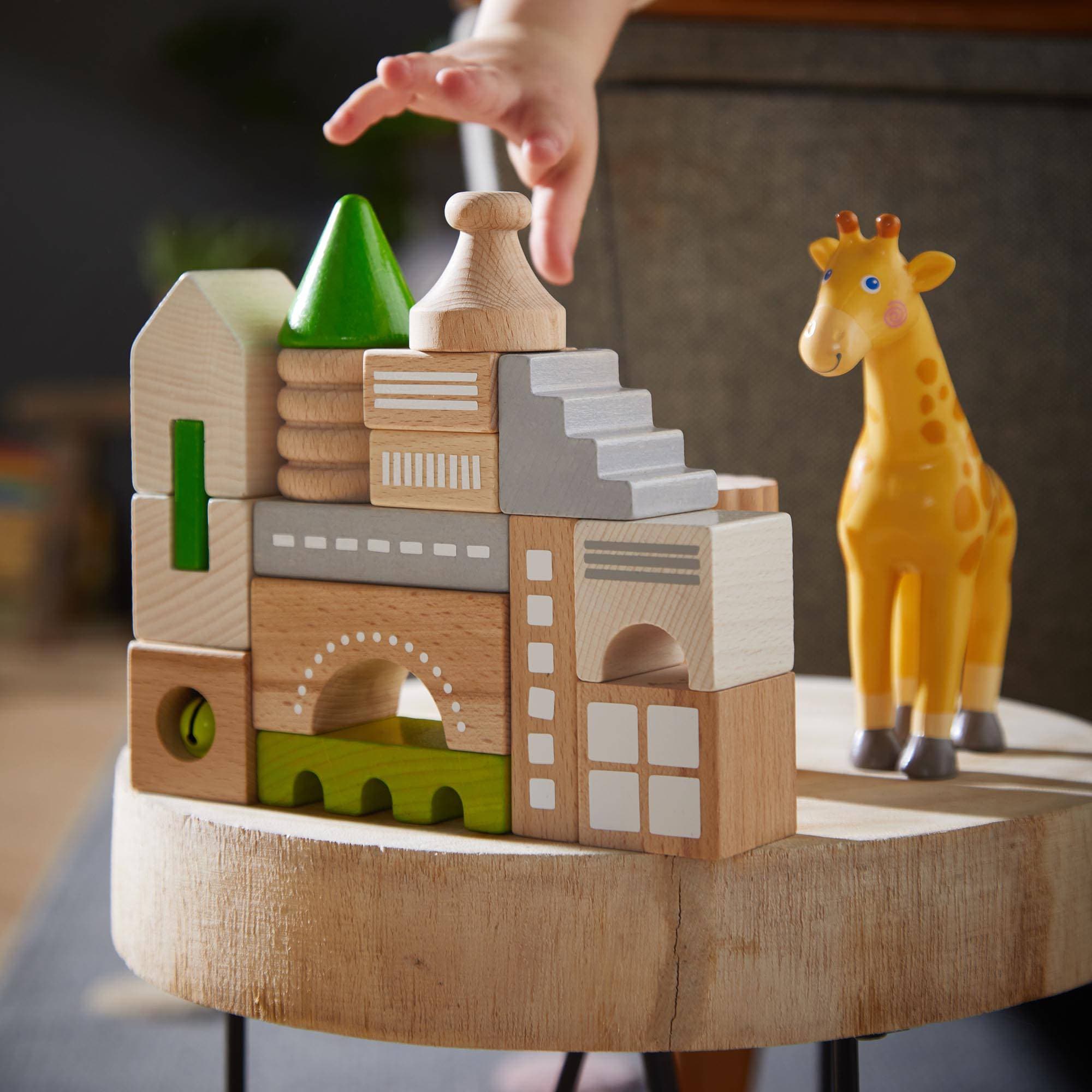 Coburg 28 Piece Wooden Building Blocks - ABCmouse