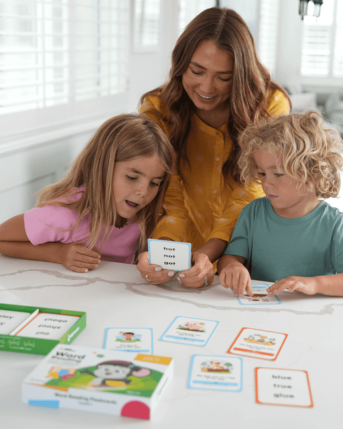 Short vowel word cards from ABCmouse Word Reading Flashcards Level 1